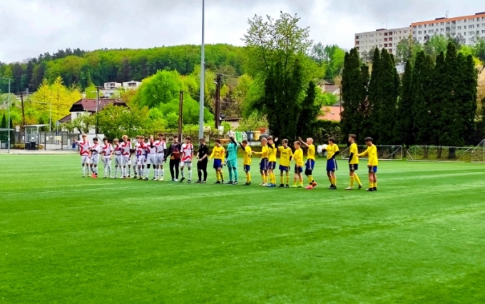 FC Zlín B : FC Vsetín 4:1 (0:0)